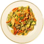 Haehnchen-auf-Gemuese-Mix+Tagliatelle